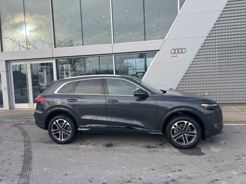 Used 2025 Audi Q5 Premium Plus image 15