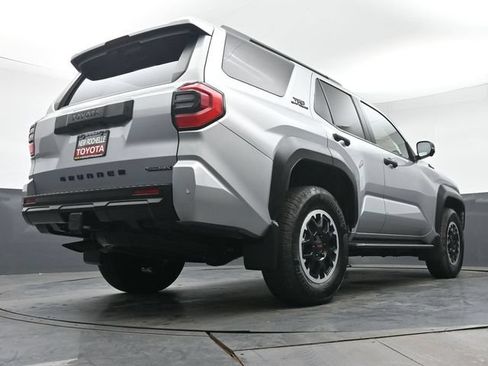 Certified 2026 Toyota 4Runner TRD Off-Road Premium AWD/4WD image 32