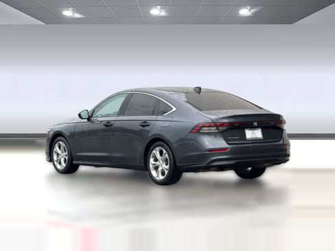 Used 2023 Honda Accord LX image 3