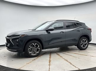 Used 2025 Chevrolet Trax LT w/ Driver Confidence Package video 1