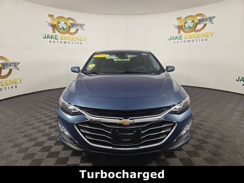 Used 2024 Chevrolet Malibu LT image 2