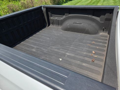 Used 2020 RAM 1500 Laramie AWD/4WD image 8