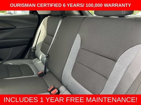 Used 2023 Chevrolet TrailBlazer LT w/ Convenience Package AWD/4WD image 17