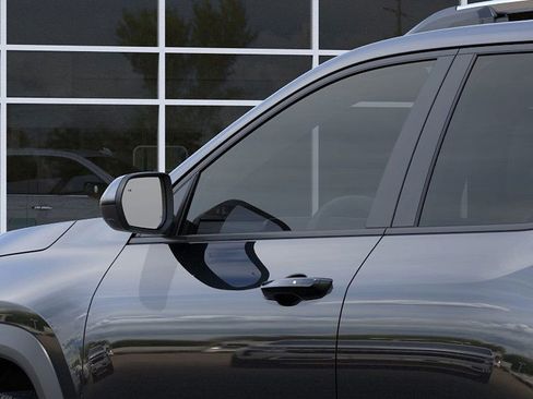 New 2026 Chevrolet Equinox LT w/ Convenience Package II image 12