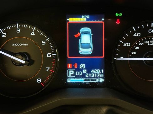 Used 2023 Subaru Crosstrek 2.0i AWD/4WD image 32