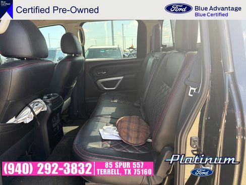 Used 2021 Nissan Titan SV w/ SV Convenience Package AWD/4WD image 8
