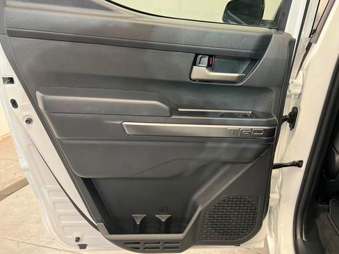 Used 2024 Toyota Tacoma TRD Sport image 18