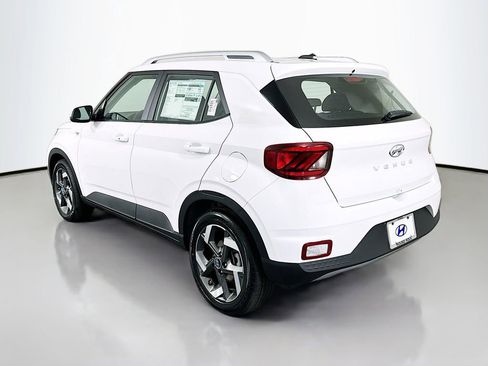 New 2026 Hyundai Venue SEL image 7