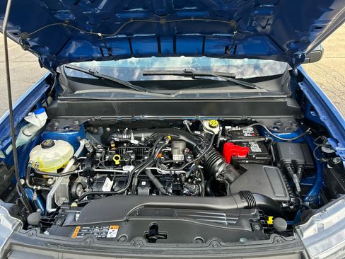 Used 2024 Ford Maverick Lariat w/ Black Appearance Package image 28