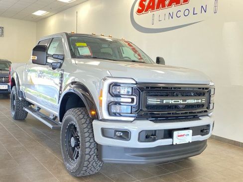 New 2026 Ford F250 Lariat w/ Black Appearance Package AWD/4WD image 2