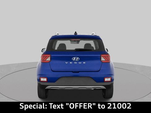 Used 2022 Hyundai Venue Limited FWD image 5