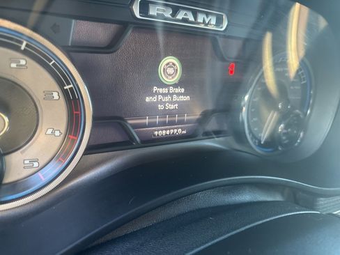 Used 2019 RAM 3500 Limited image 11