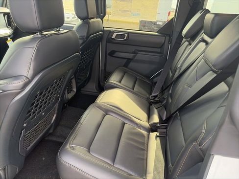New 2025 Ford Bronco Badlands w/ Sasquatch Package image 11