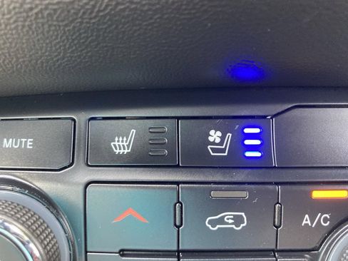 Used 2023 Dodge Durango GT image 30