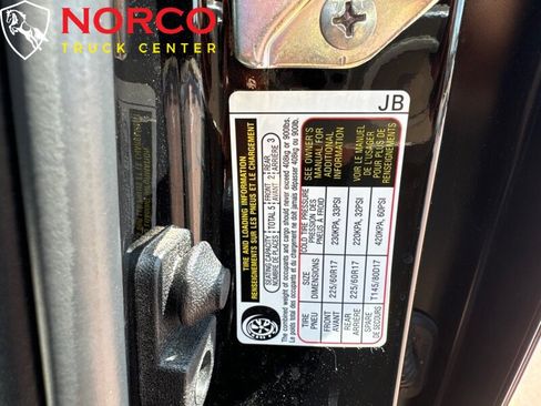 Used 2021 Subaru Forester image 24