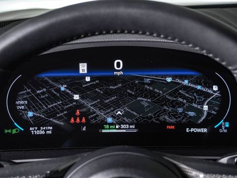 Certified 2025 Porsche Cayenne E-Hybrid Coupe AWD/4WD image 21