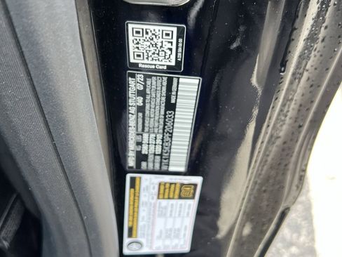 Used 2023 Mercedes-Benz E 450 4MATIC Cabriolet image 32