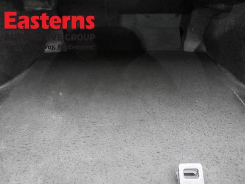 Used 2024 Toyota Camry SE image 14