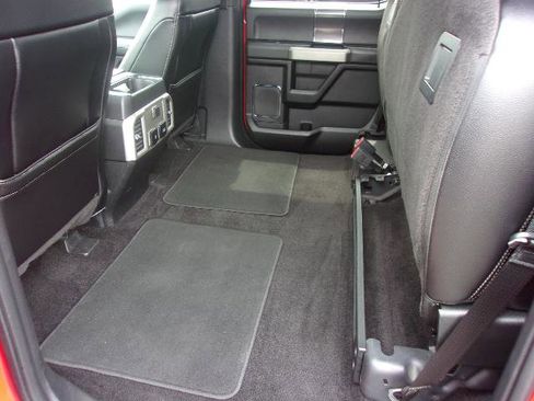 Certified 2018 Ford F150 Lariat image 12