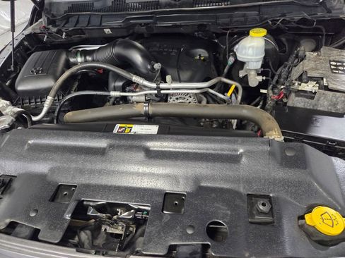 Used 2018 RAM 1500 Express w/ Express Value Package image 20