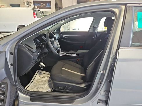 Used 2023 Hyundai Sonata SEL FWD image 6