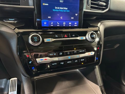 Used 2022 Ford Explorer ST w/ Equipment Group 401A image 22