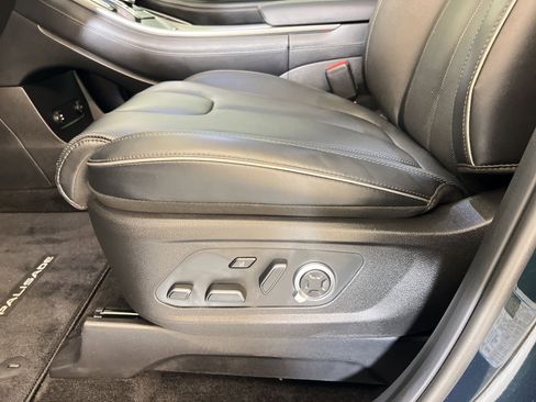 Used 2025 Hyundai Palisade Calligraphy image 14