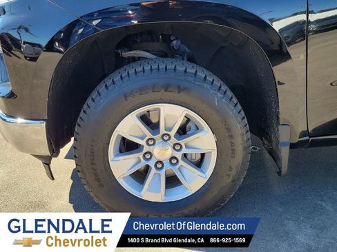 Certified 2025 Chevrolet Silverado 1500 LT AWD/4WD image 18
