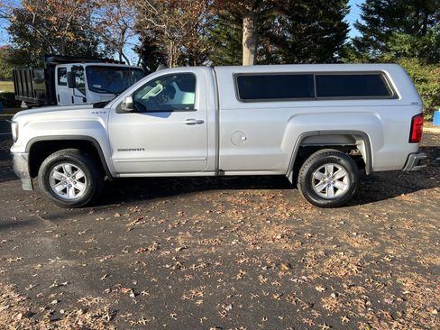 Used 2017 GMC Sierra 1500 SLE w/ SLE Preferred Package image 7