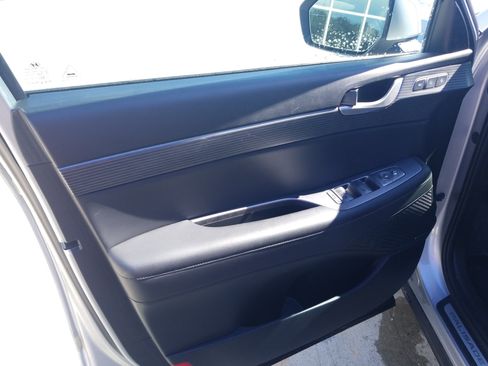 Used 2023 Hyundai Palisade Limited w/ Cargo Package image 9