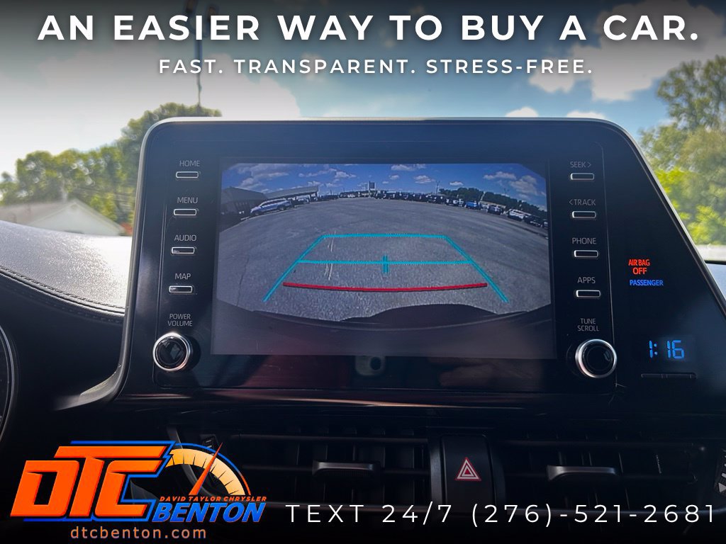 Used 2019 Toyota C-HR LE FWD image 21