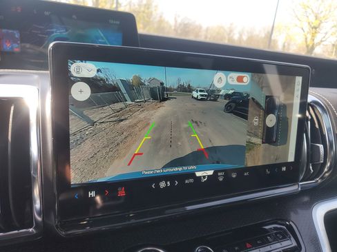 New 2025 Ford Expedition Platinum w/ Stealth Performance Package image 24