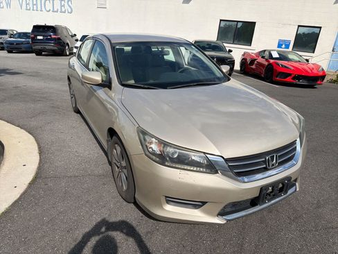 Used 2014 Honda Accord LX image 14