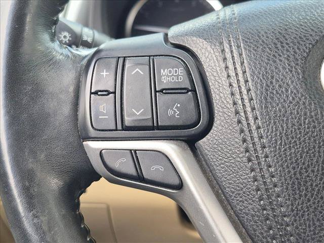 Used 2018 Toyota Highlander Limited AWD/4WD image 12