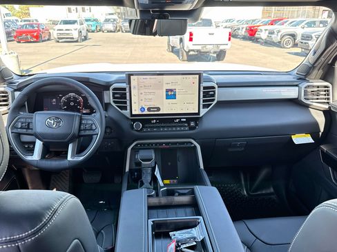 New 2026 Toyota Tundra Limited AWD/4WD image 11