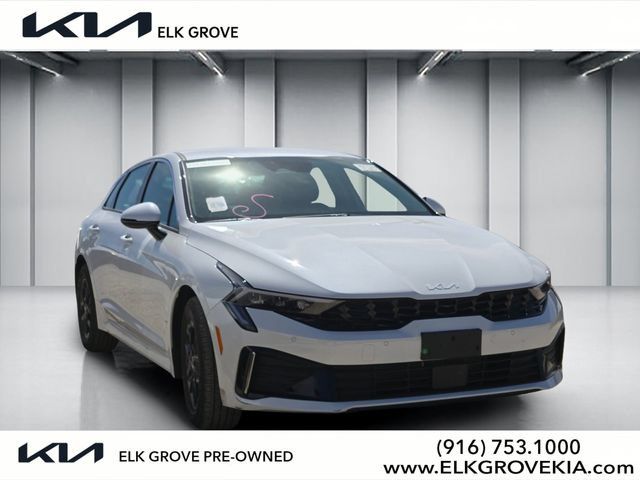 Used 2026 Kia K5 LXS FWD image 1
