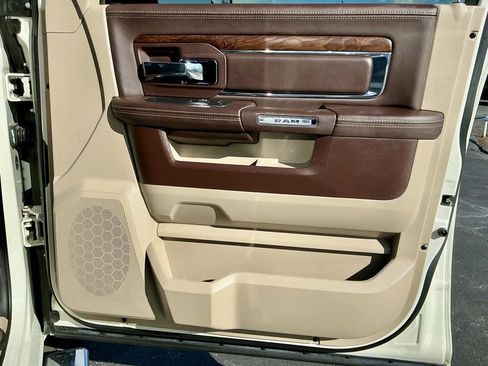 Used 2016 RAM 1500 Laramie Longhorn image 22