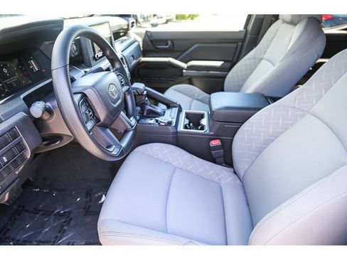 Used 2026 Toyota Tacoma SR5 AWD/4WD image 16