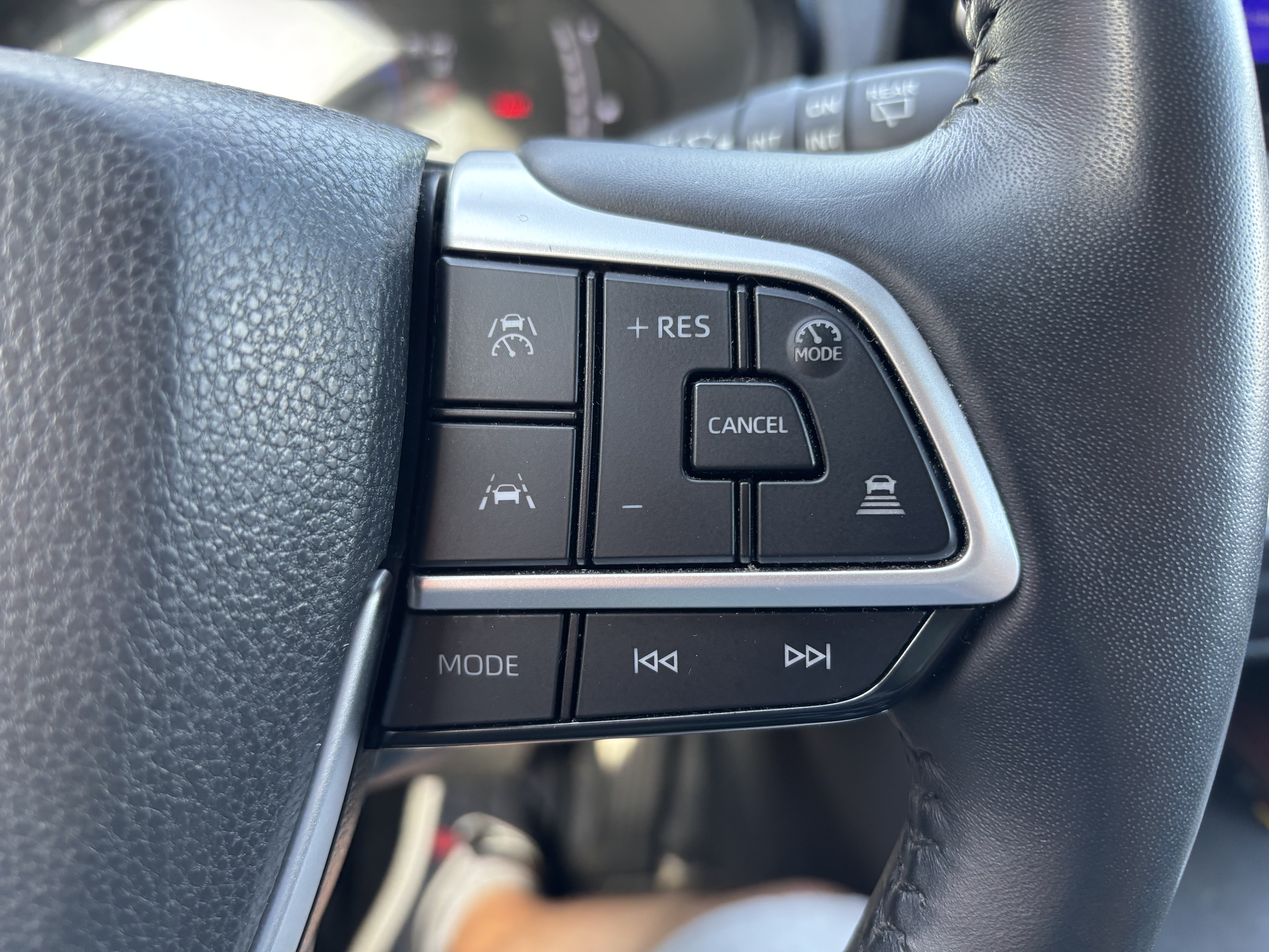 Used 2025 Toyota Grand Highlander AWD image 21