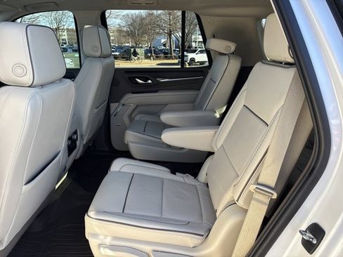 Used 2024 GMC Yukon Denali w/ Max Trailering Package image 19