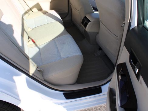 Used 2012 Toyota Camry XLE image 37