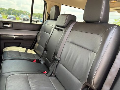 Used 2015 Ford Flex Limited w/ Equipment Group 301A FWD image 27