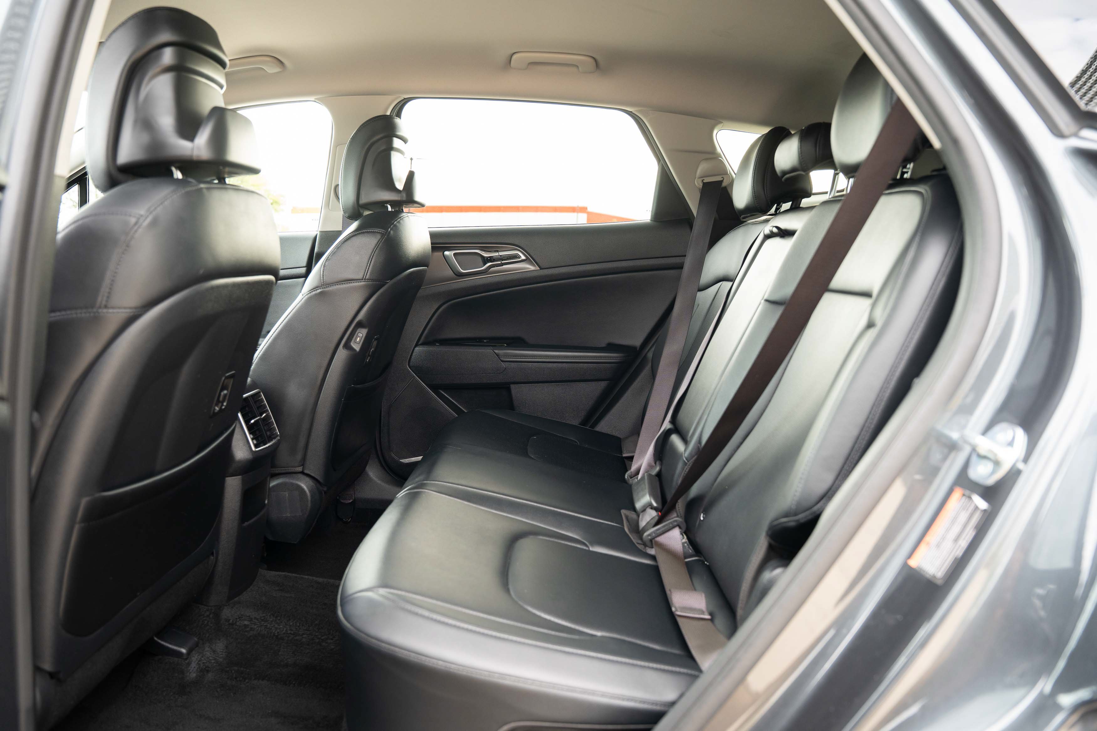 Used 2023 Kia Sportage EX AWD/4WD image 21