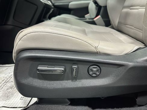 Used 2021 Honda CR-V EX-L image 12