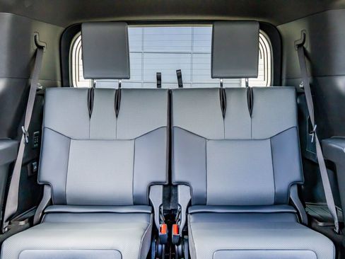 Used 2026 Lexus GX 550 w/ Accessory Package (2T) image 34