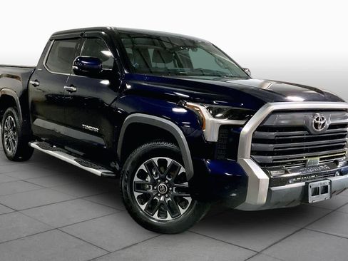 Used 2023 Toyota Tundra Limited w/ Power Package AWD/4WD image 3