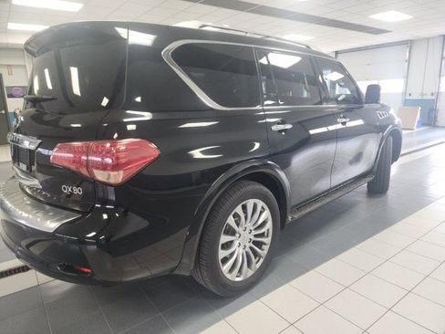 Used 2016 INFINITI QX80 4WD w/ Deluxe Technology Package image 3