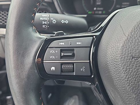 Used 2024 Honda CR-V Sport Touring image 26