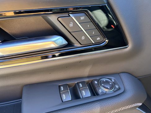 New 2026 GMC Yukon Denali image 13