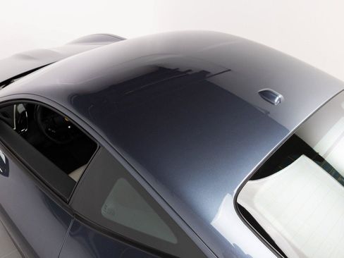 Certified 2021 Ferrari Roma RWD image 32
